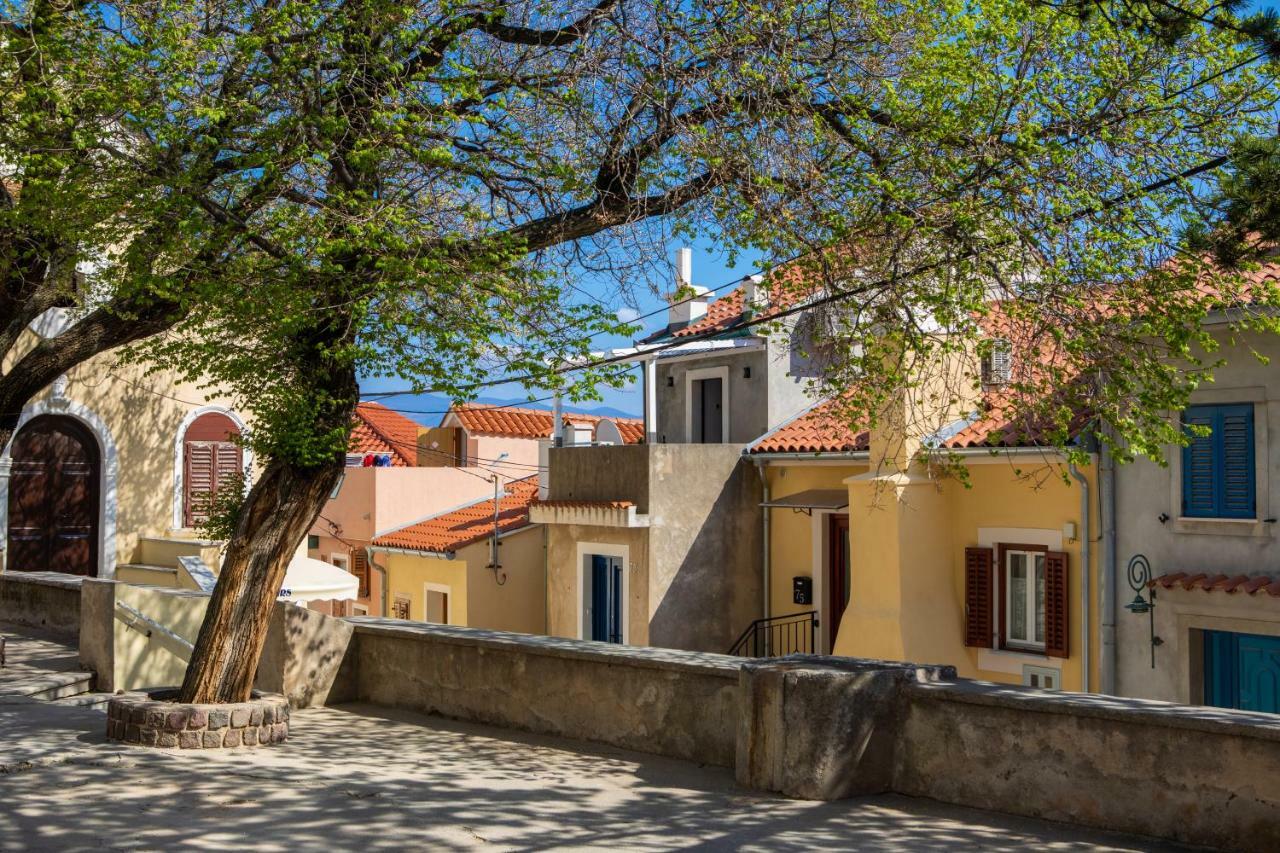 Appartement Little House In Baska Extérieur photo